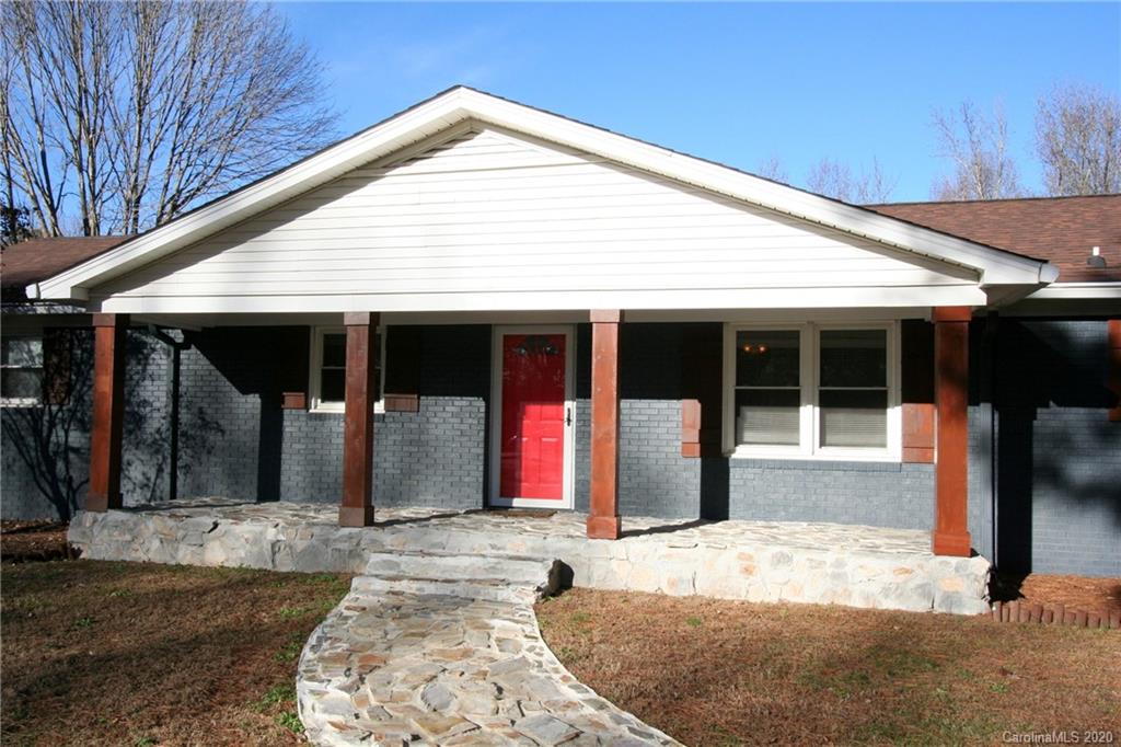725 Catawba Circle N Matthews NC 28104