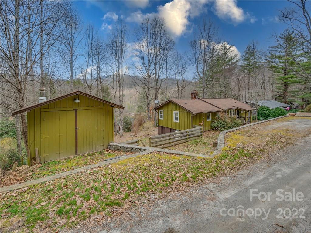 427 Chestnut Hill Loop Gerton NC 28735