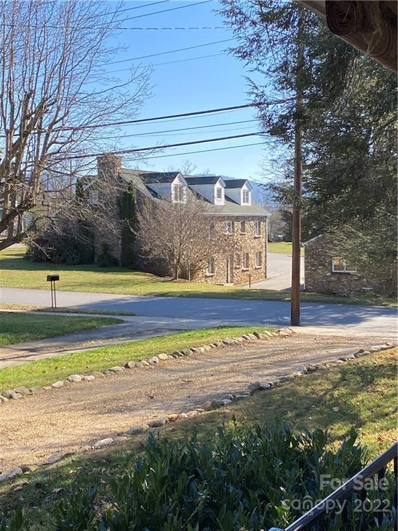 19 Church Street Weaverville NC 28787