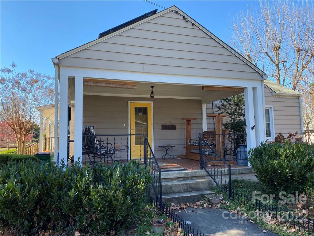 19 Church Street Weaverville NC 28787