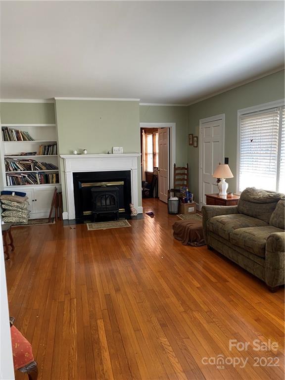 19 Church Street Weaverville NC 28787