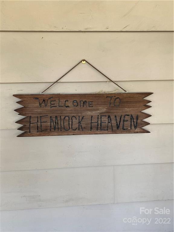 19 Church Street Weaverville NC 28787