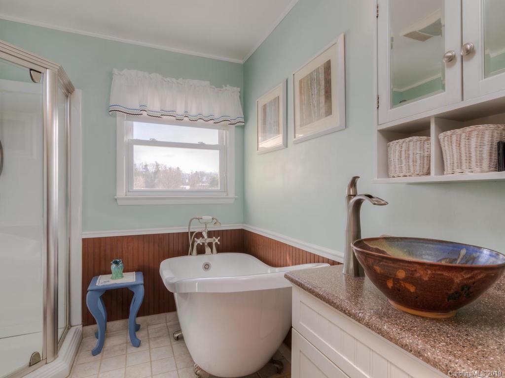 98 Highland Street Weaverville NC 28787