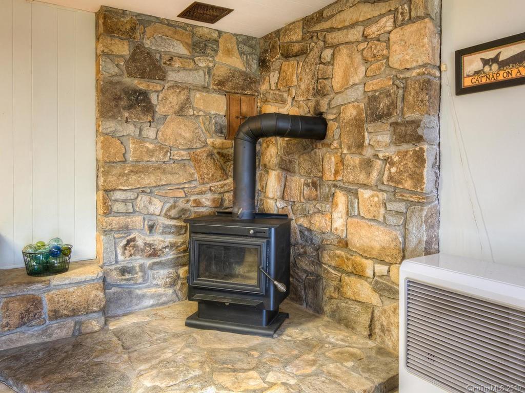 98 Highland Street Weaverville NC 28787