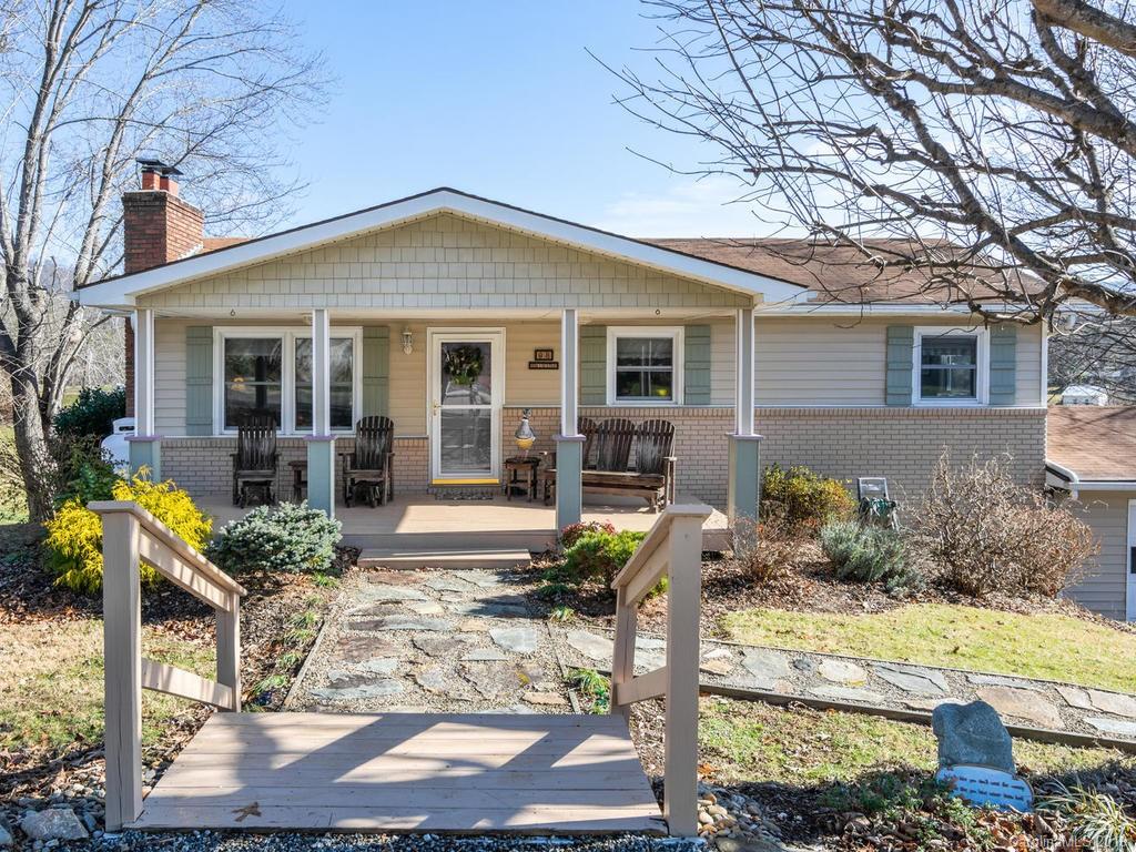 98 Highland Street Weaverville NC 28787
