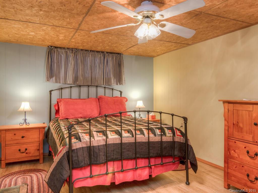 98 Highland Street Weaverville NC 28787