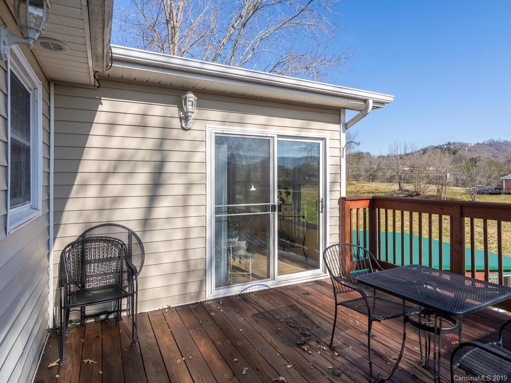 98 Highland Street Weaverville NC 28787