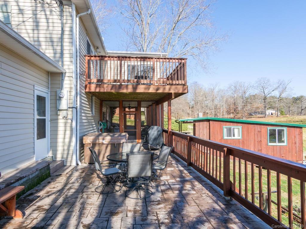 98 Highland Street Weaverville NC 28787