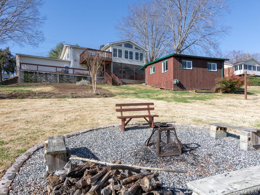 98 Highland Street Weaverville NC 28787