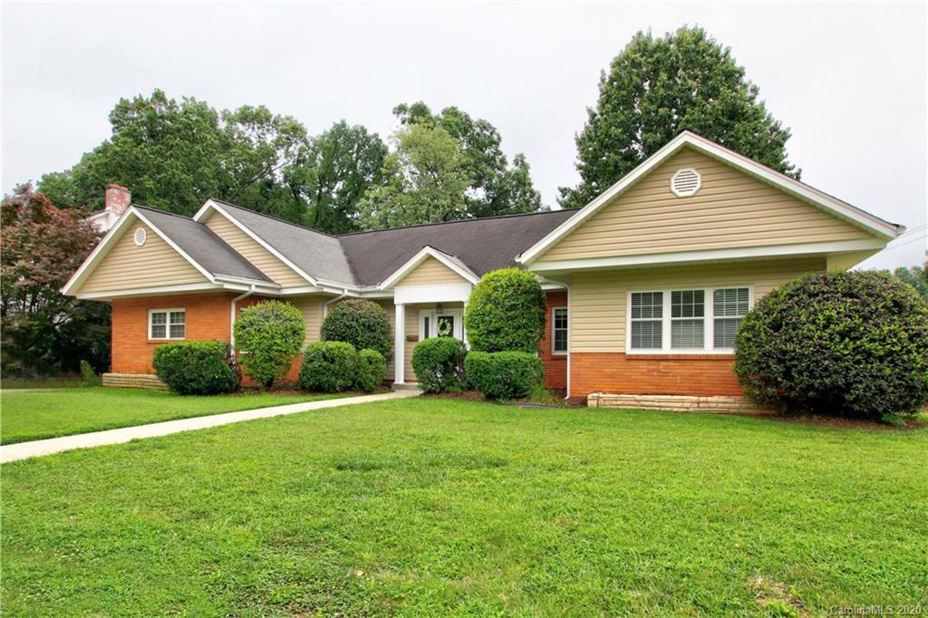 900 Sherwood Lane Statesville NC 28677