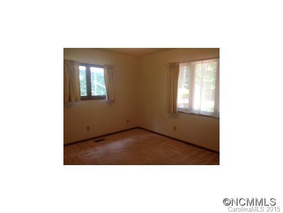 2090 New Stock Road Weaverville NC 28787