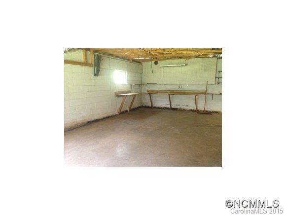 2090 New Stock Road Weaverville NC 28787