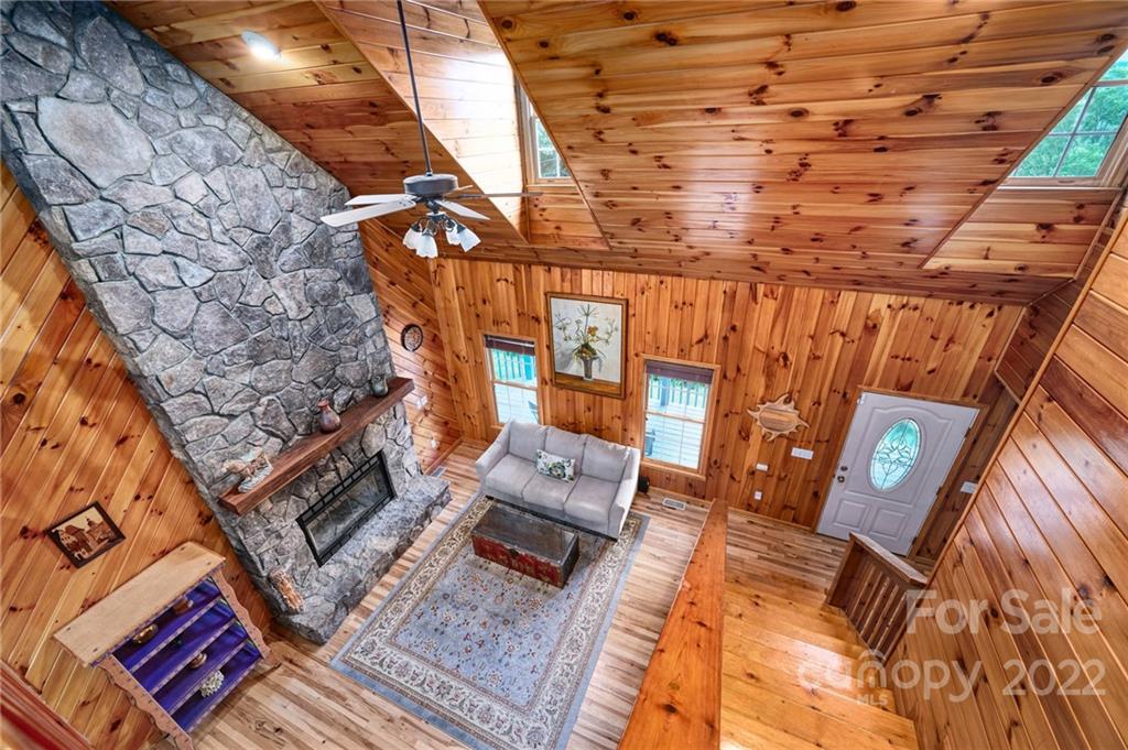 274 White Pine Lane Burnsville NC 28714