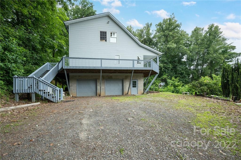 274 White Pine Lane Burnsville NC 28714