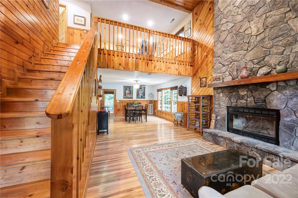 274 White Pine Lane Burnsville NC 28714