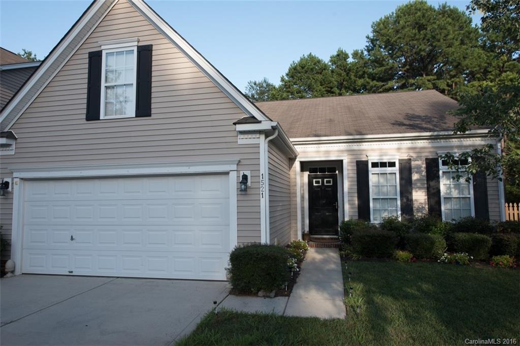 1521 Bucklebury Court Charlotte NC 28269