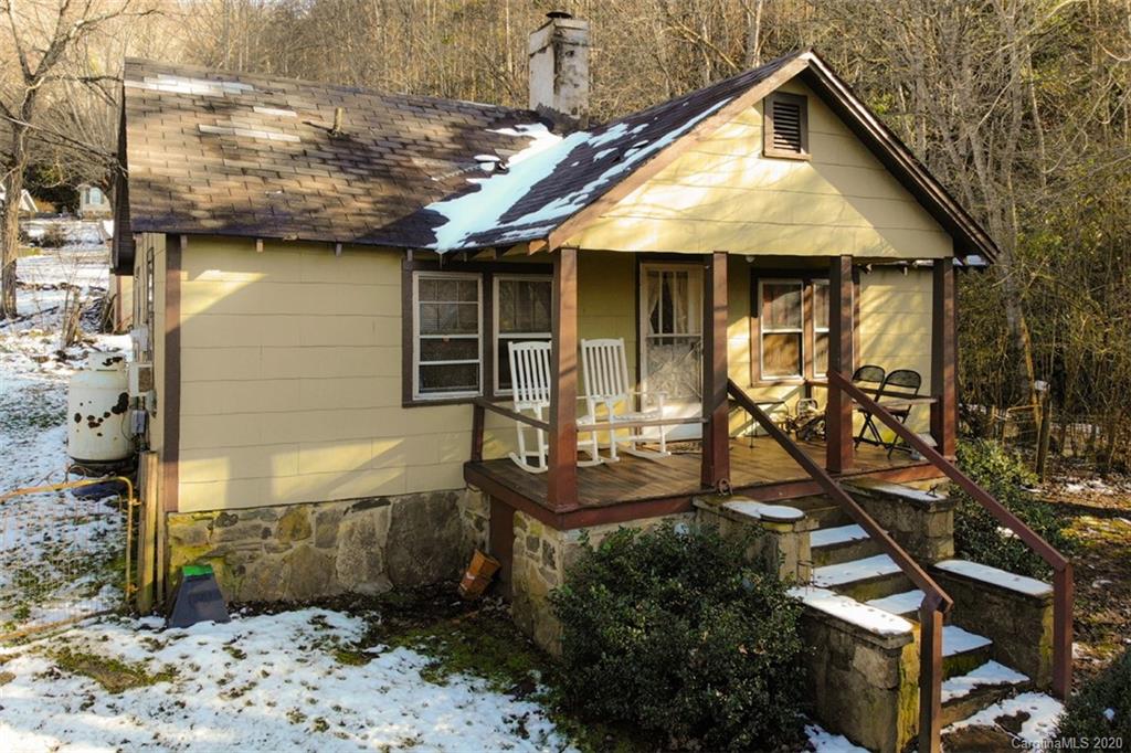 341 Moody Mountain Road Burnsville NC 28714