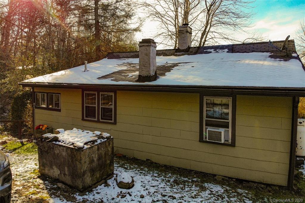 341 Moody Mountain Road Burnsville NC 28714