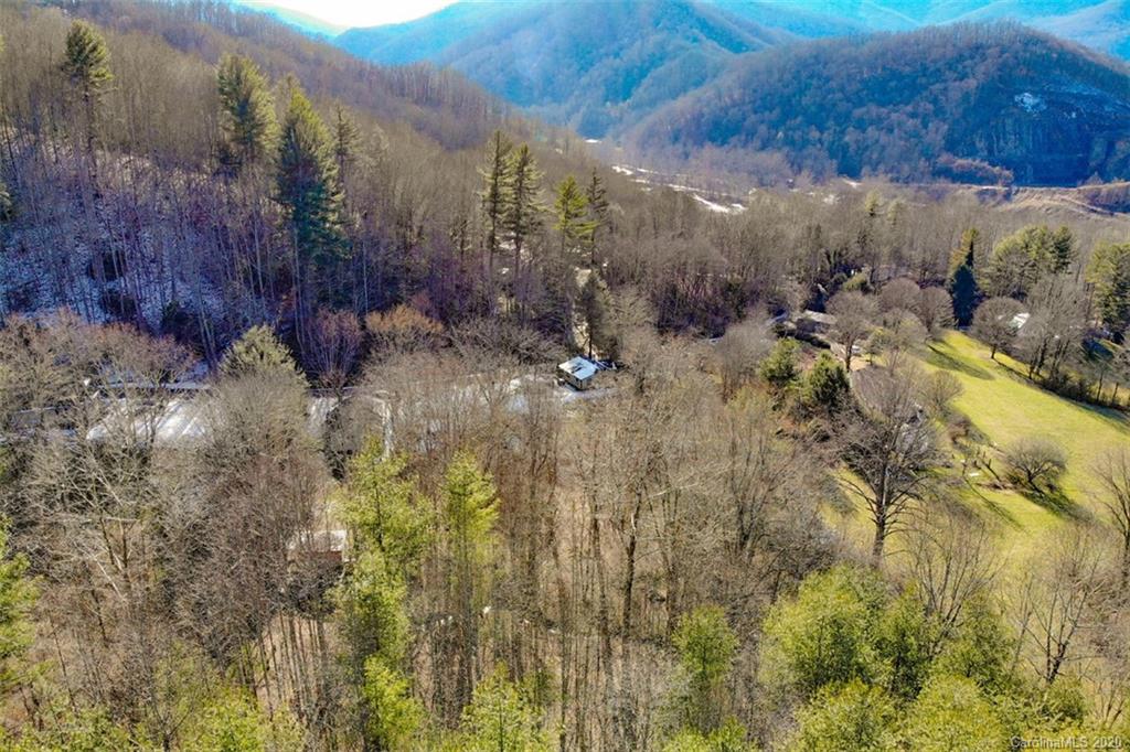 341 Moody Mountain Road Burnsville NC 28714