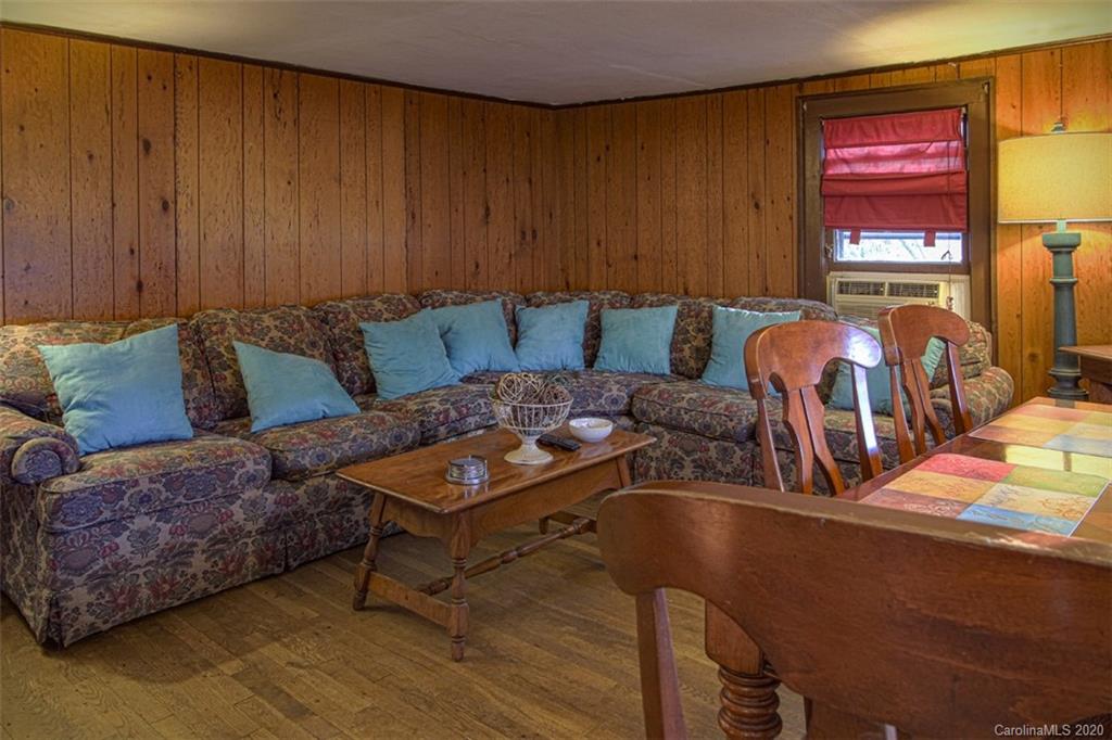 341 Moody Mountain Road Burnsville NC 28714