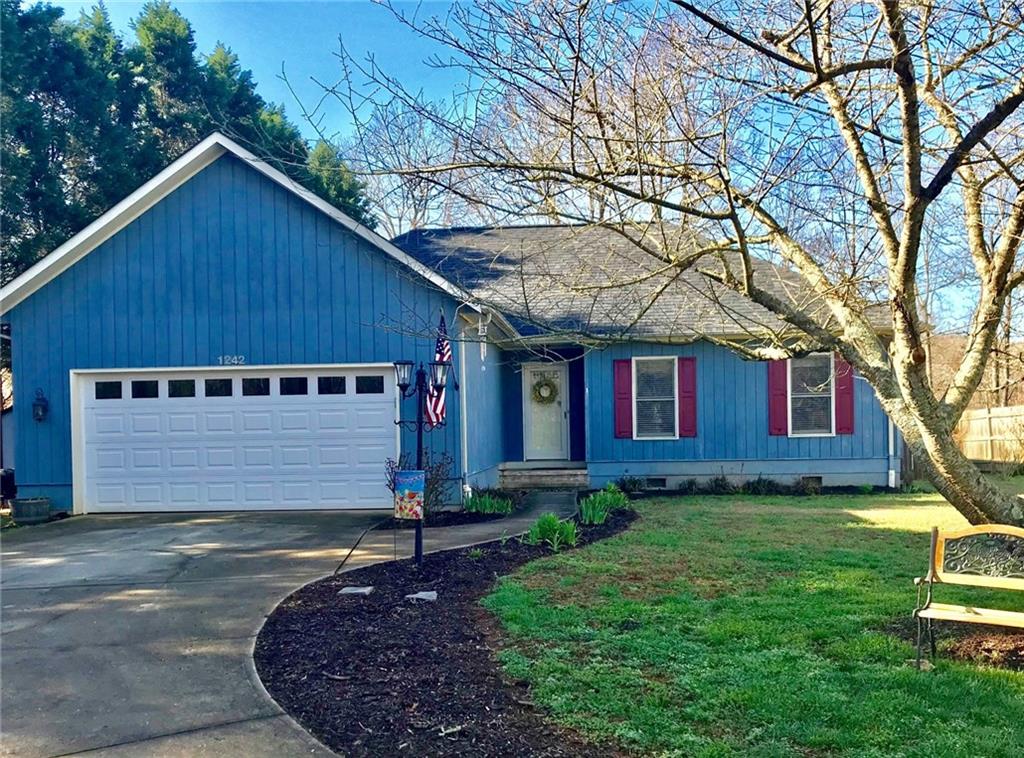 1242 Canseco Lane Hickory NC 28602