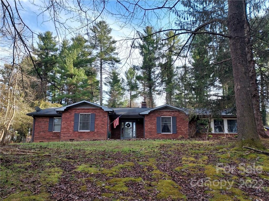 104 Pinecrest Estates Drive Flat Rock NC 28731