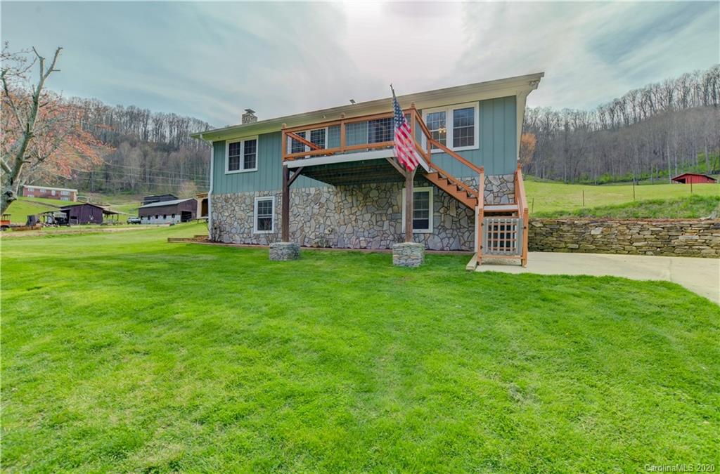 576 Underwood Cove Road Waynesville NC 28786