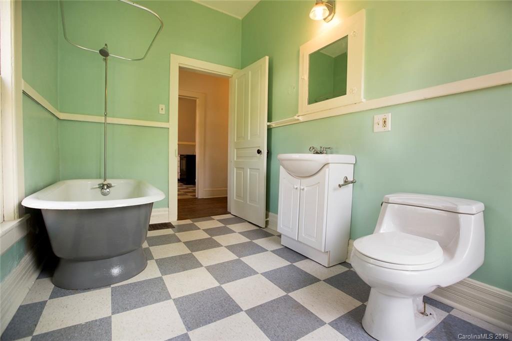 35 West Street Asheville NC 28801