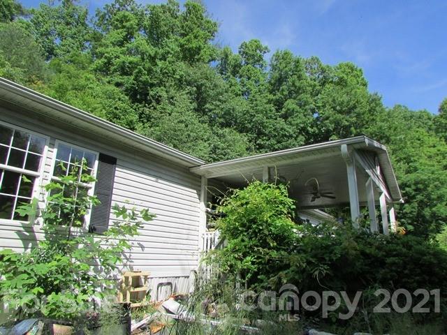 59 Sprinkle Drive Spruce Pine NC 28777