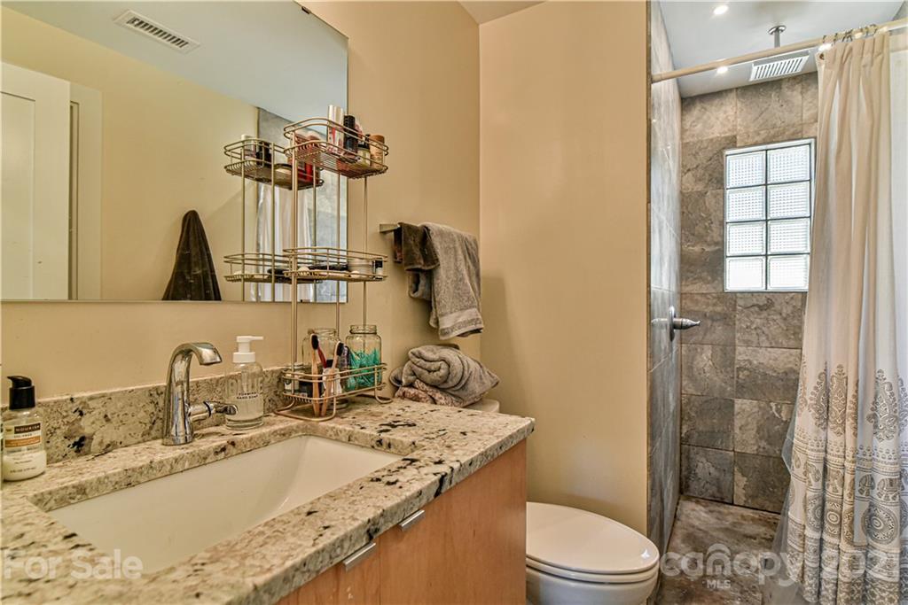 82 Mount Clare Avenue Asheville NC 28801