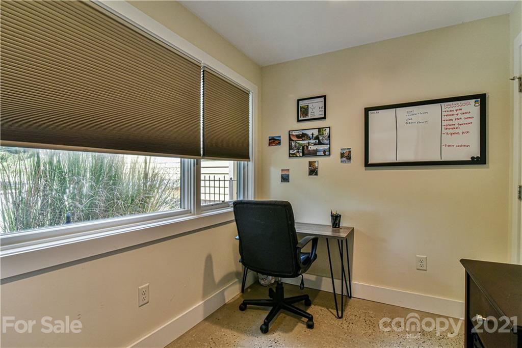 82 Mount Clare Avenue Asheville NC 28801
