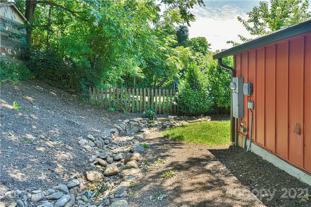 82 Mount Clare Avenue Asheville NC 28801