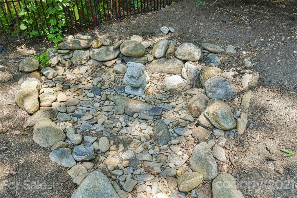 82 Mount Clare Avenue Asheville NC 28801