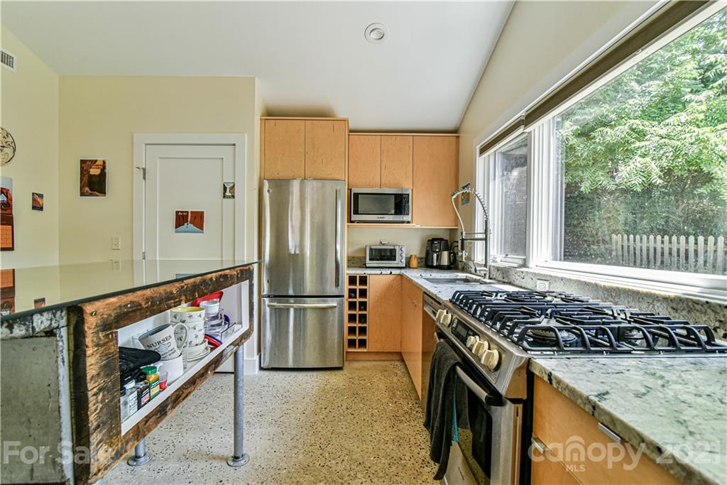 82 Mount Clare Avenue Asheville NC 28801