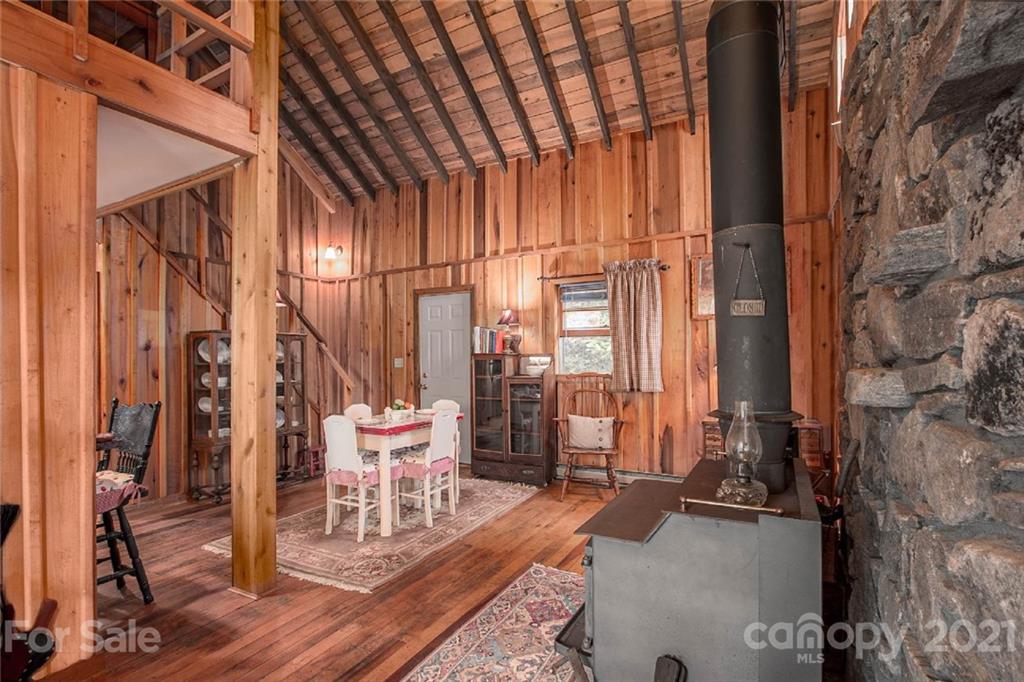 210 Bear Pen Road Burnsville NC 28714
