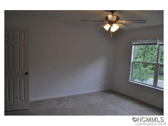 10 Knobby Lane Burnsville NC 28714