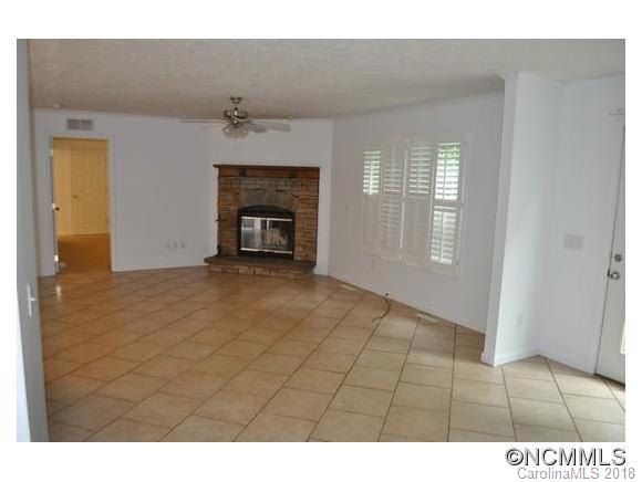 10 Knobby Lane Burnsville NC 28714