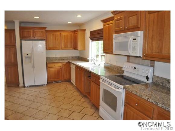 10 Knobby Lane Burnsville NC 28714