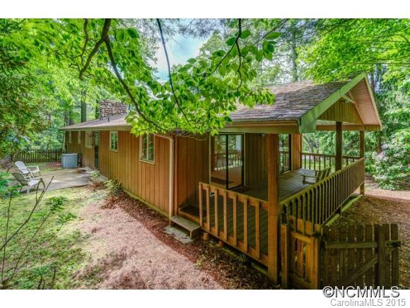 22 Gardenwood Lane Asheville NC 28803
