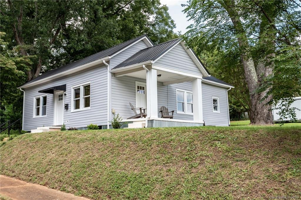 412 W 1st Street Newton NC 28658