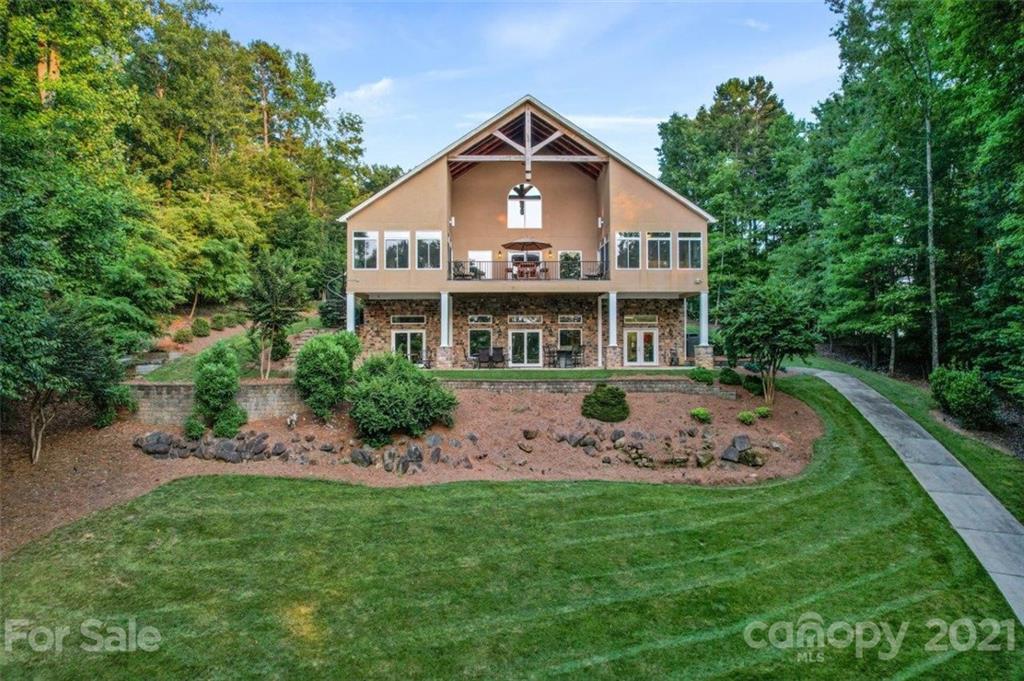 246 S Harbor Watch Drive Statesville NC 28677