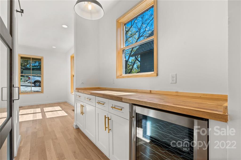 157 Hudson Street Asheville NC 28806
