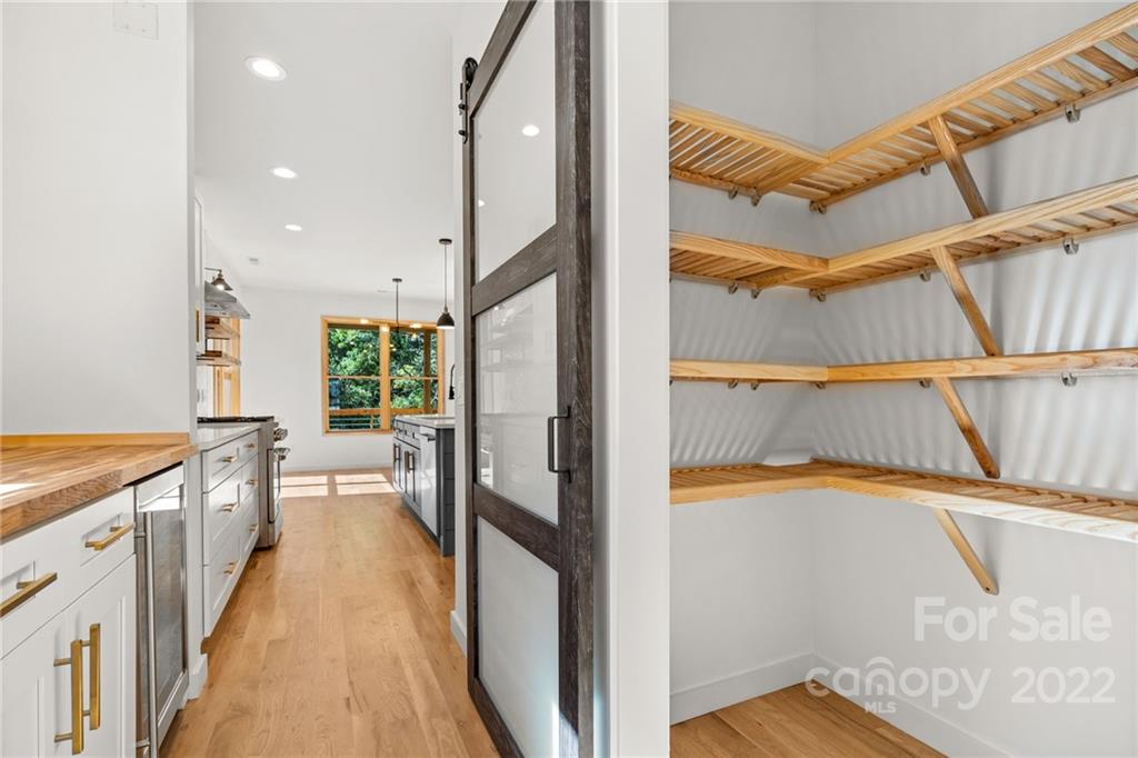 157 Hudson Street Asheville NC 28806