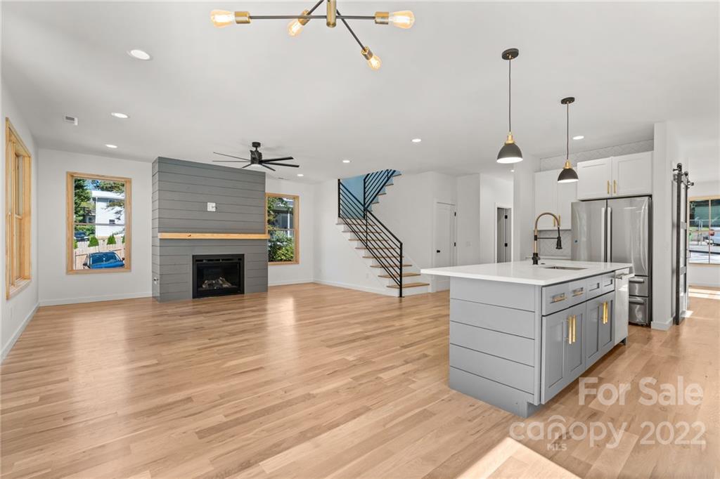 157 Hudson Street Asheville NC 28806