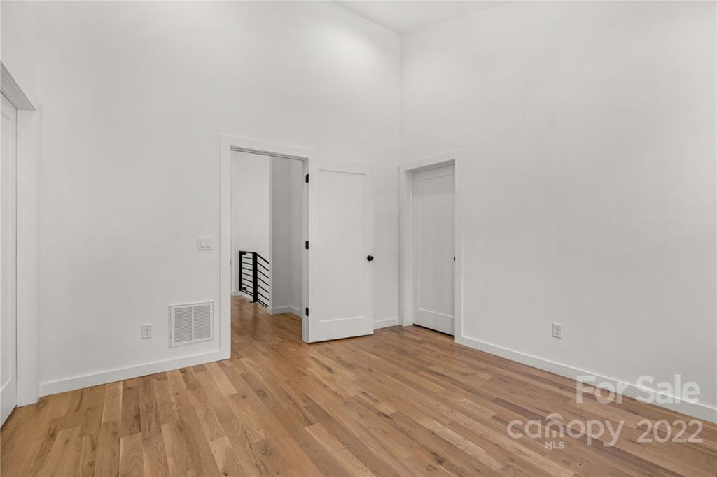 157 Hudson Street Asheville NC 28806