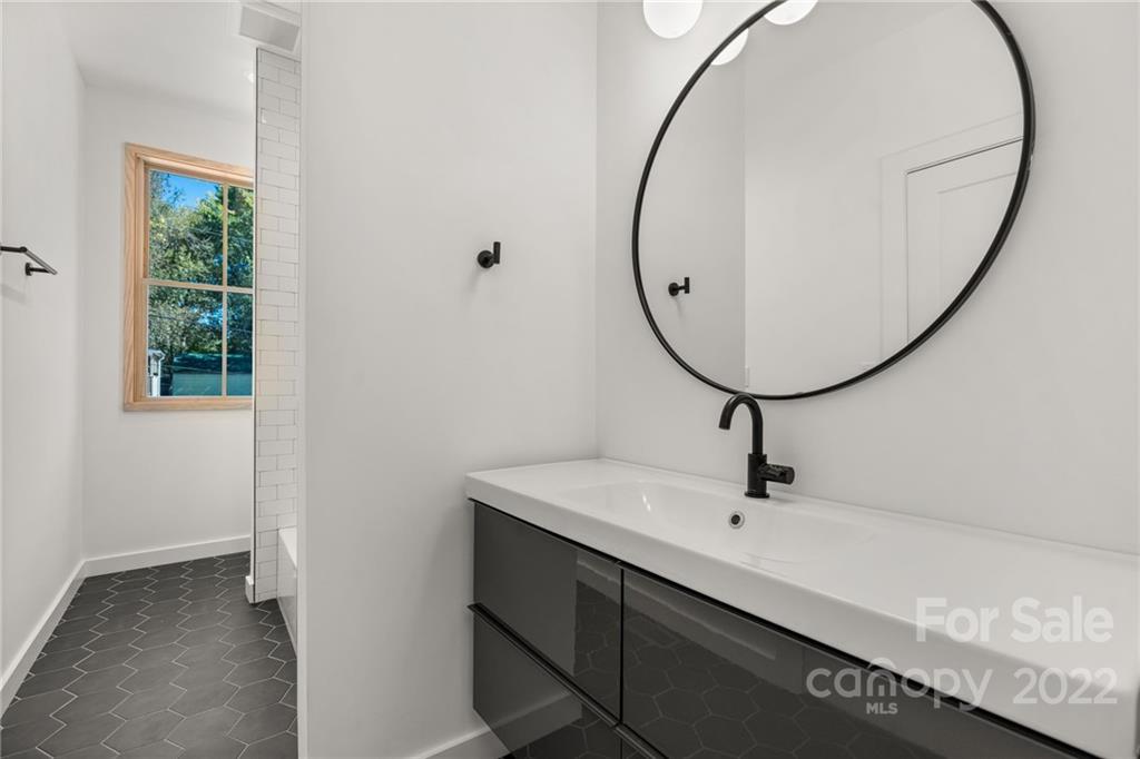 157 Hudson Street Asheville NC 28806