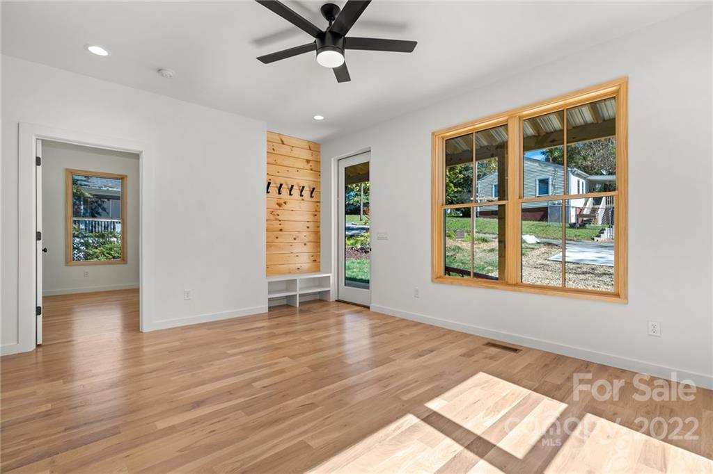 157 Hudson Street Asheville NC 28806