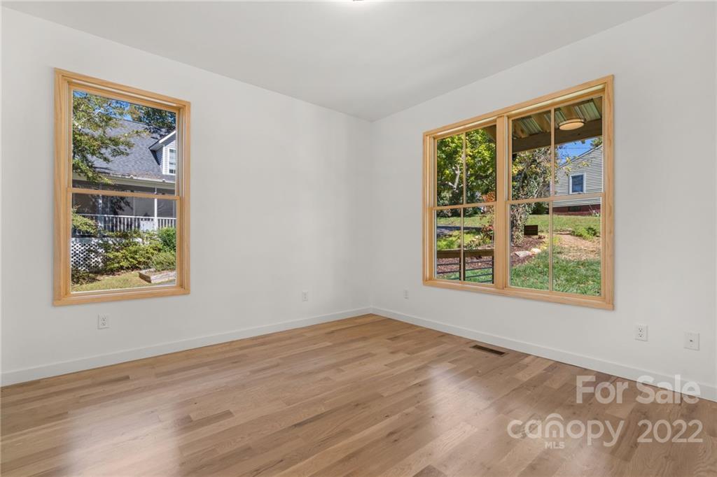 157 Hudson Street Asheville NC 28806