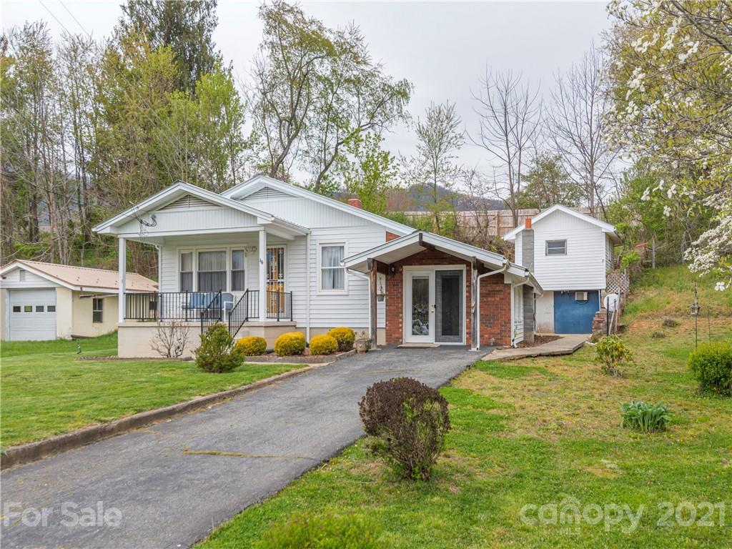 44 Brookside Court Waynesville NC 28786