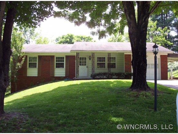 6 Fernbrook Place Asheville NC 28804